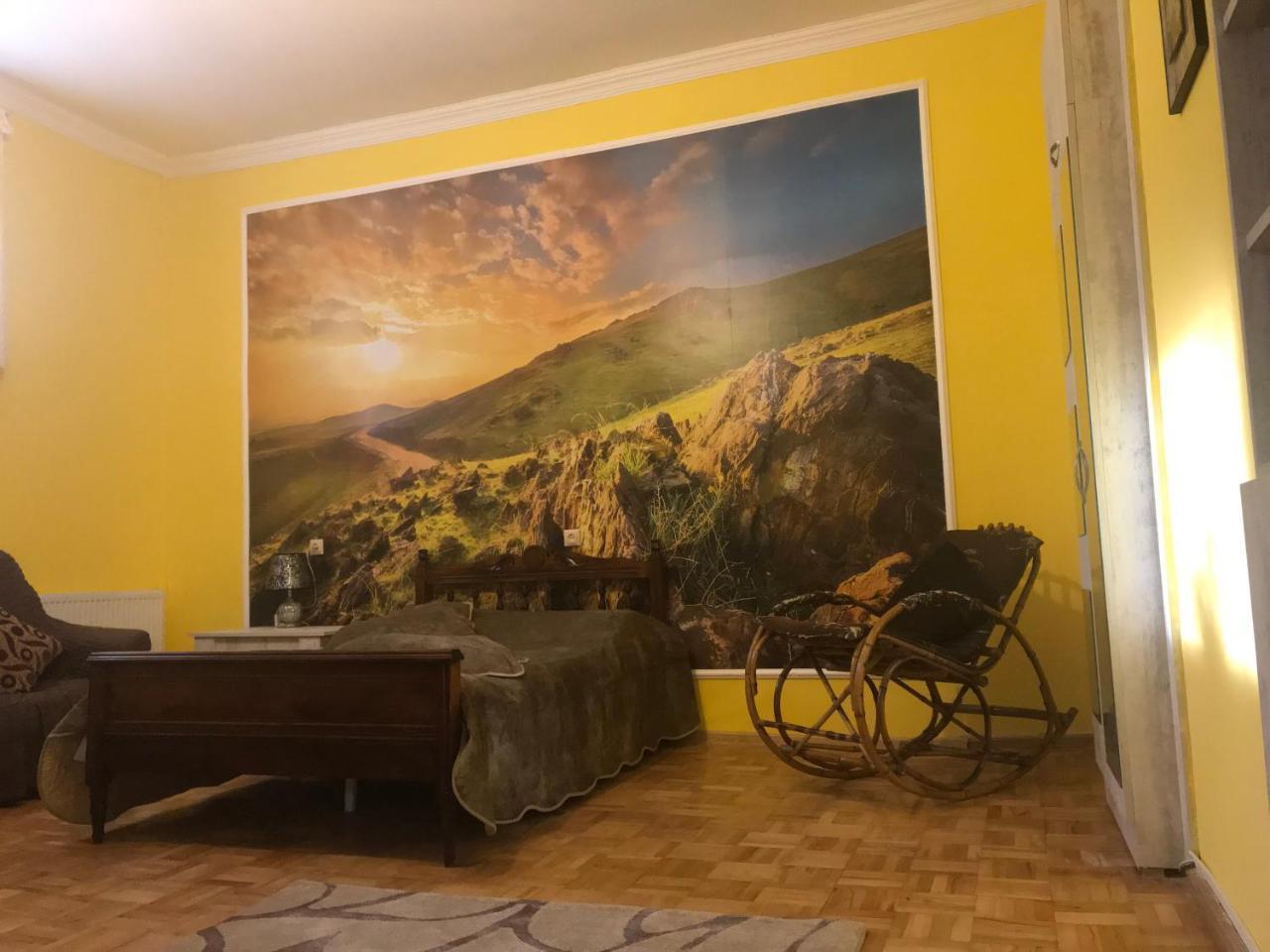 Gamsakhurdia Street Borjomi Eksteriør billede